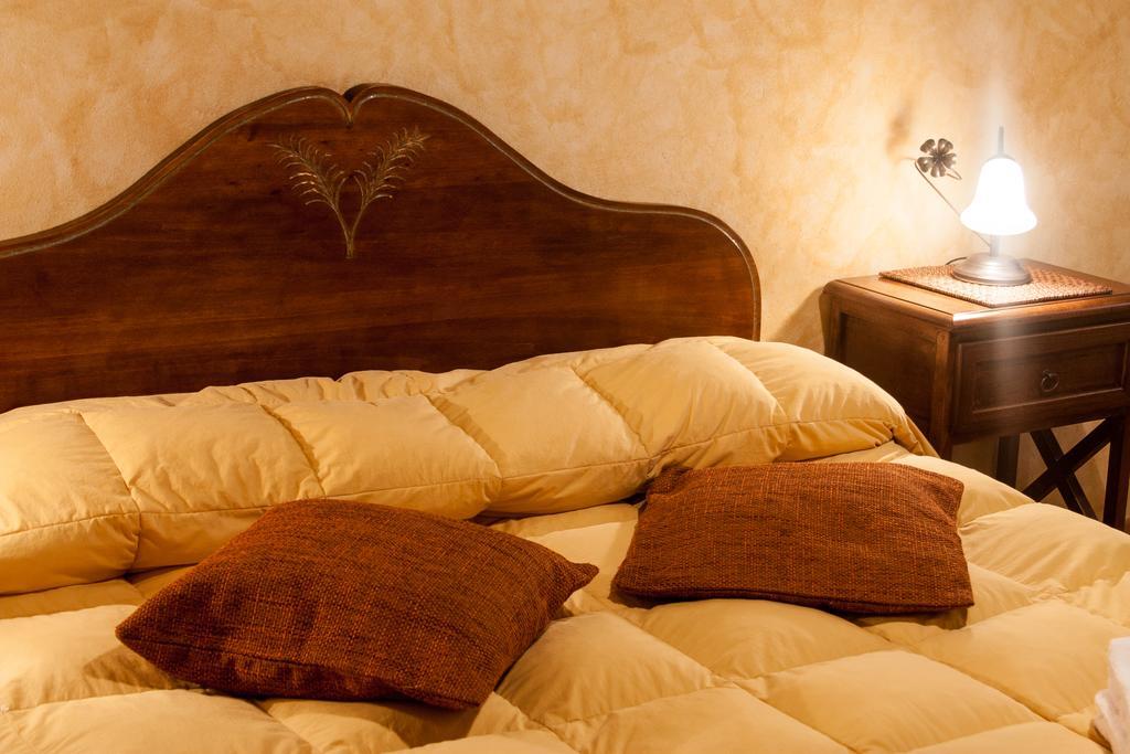 Il Baraccotto Bed & Breakfast Лучиняно Екстериор снимка