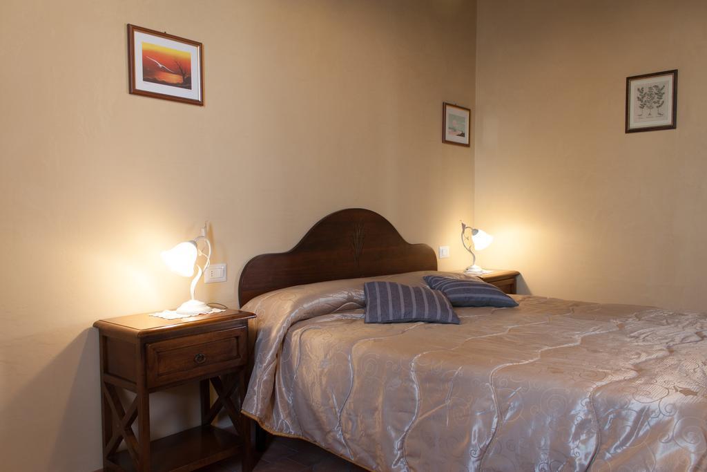 Il Baraccotto Bed & Breakfast Лучиняно Екстериор снимка
